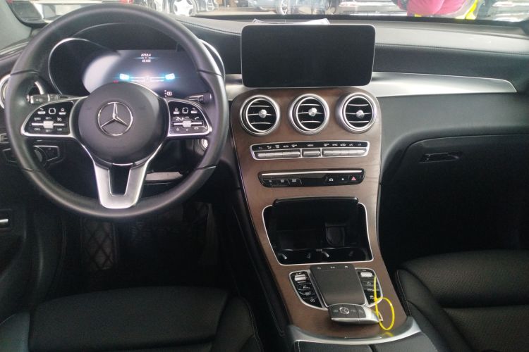 奔驰GLC 2020款 GLC 260 L 4MATIC 豪华型局部细节16