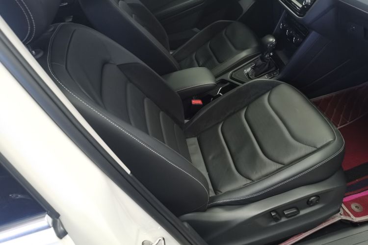 大众 途观L 2018款 330TSI 自动两驱舒适版局部细节41