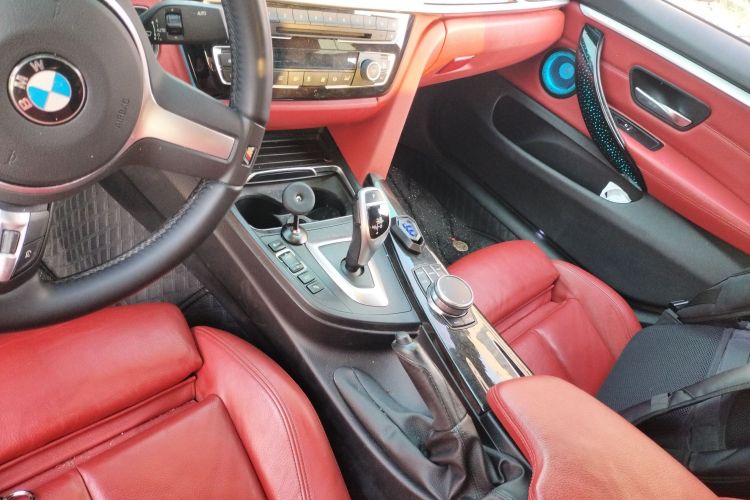 宝马4系 2019款 430i Gran Coupe M运动曜夜版中控内饰18