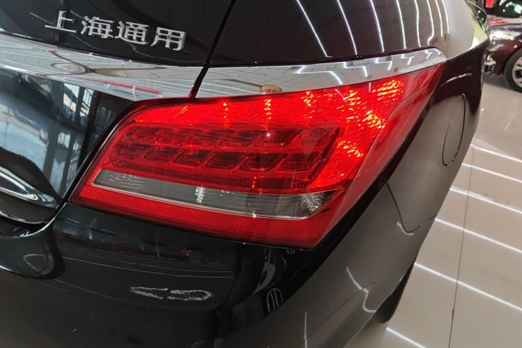 别克 君越 2014款 2.0T SIDI 精英技术型车身外观9