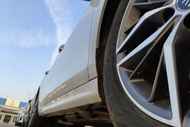 比亚迪 秦PLUS 2024款 荣耀版 DM-i 120KM卓越型局部细节9001