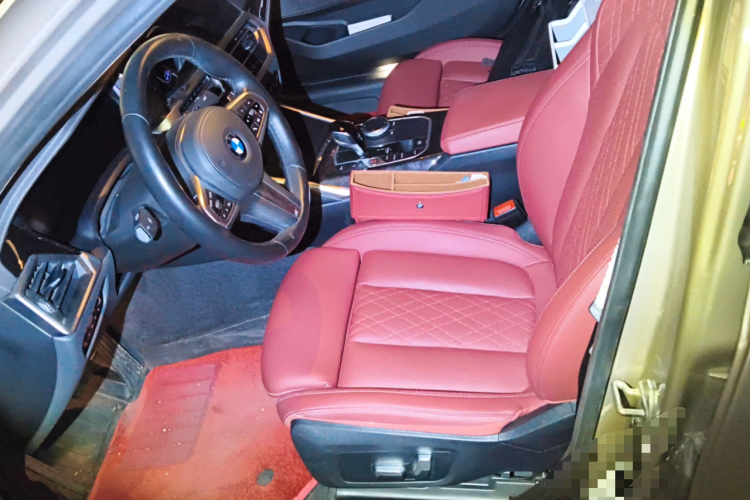 宝马3系 2022款 改款 325Li M运动套装局部细节19