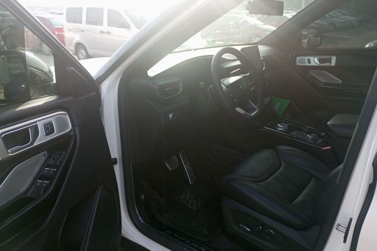 福特 探险者 2020款 EcoBoost 285 四驱运动版ST-LINE 6座中控内饰20