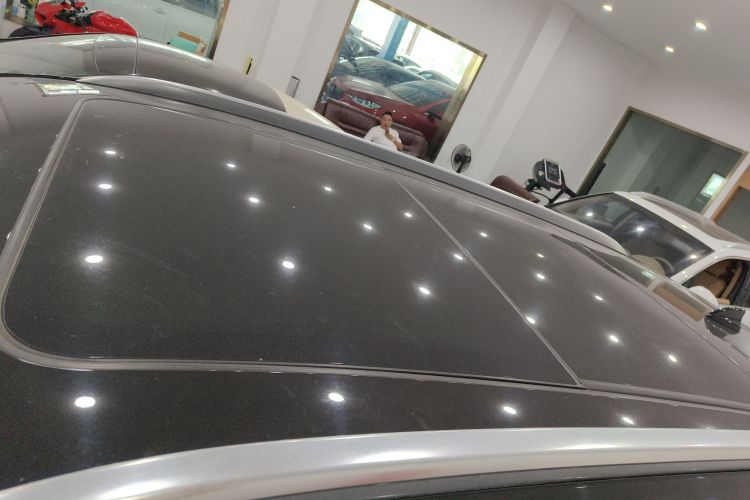 红旗HS7 2021款 2.0T DCT两驱智联旗享版局部细节57