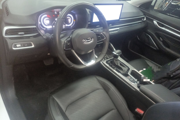 吉利汽车 帝豪 2023款 第4代冠军版 1.5L CVT尊贵型中控内饰12