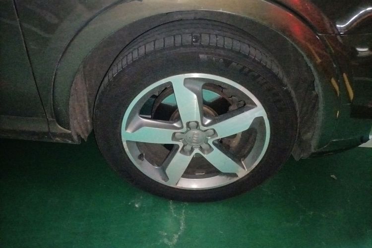 奥迪Q3 2013款 35 TFSI quattro 豪华型车身外观6007