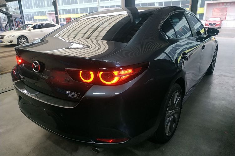 马自达3 昂克赛拉 2022款 2.0L 自动质睿版车身外观6005