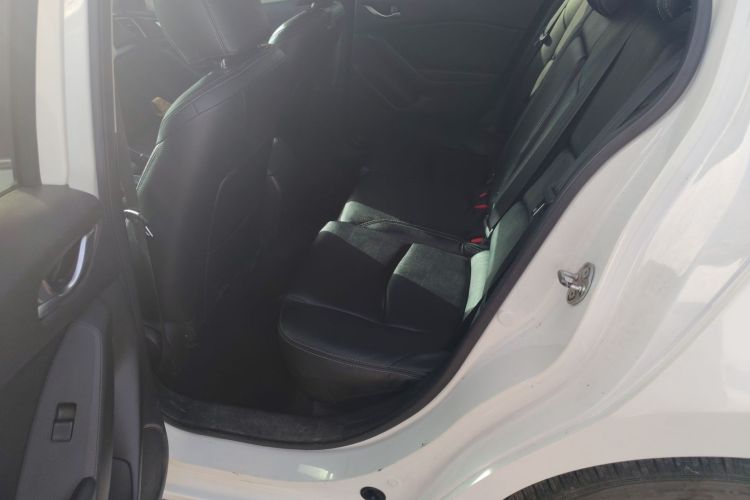 马自达3 昂克赛拉 2014款 三厢 1.5L 手动舒适型中控内饰21