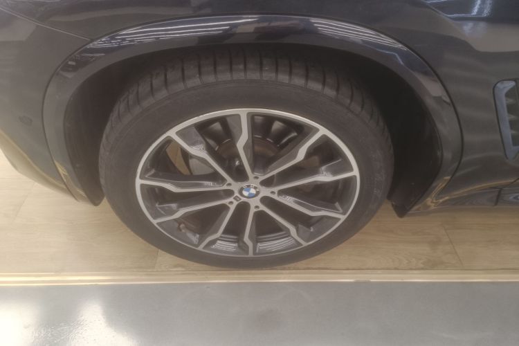 宝马X3 2021款 xDrive30i 领先型 M运动套装车身外观6007