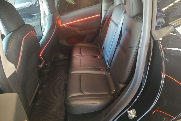 特斯拉 Model Y 2021款 标准续航后驱版中控内饰21