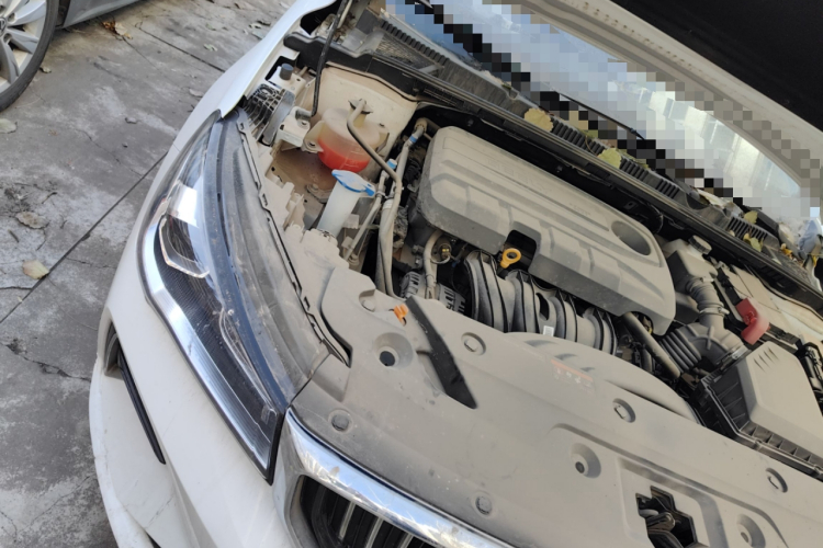 吉利汽车 帝豪 2022款 第4代 1.5L 手动精英型局部细节9006