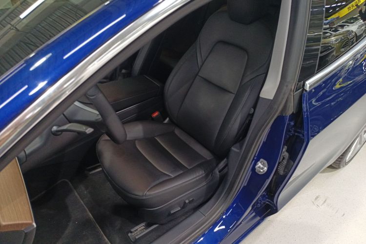 特斯拉 Model 3 2020款 改款 长续航后轮驱动版局部细节19