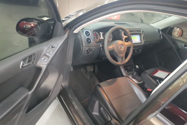 大众 途观 2015款 1.8TSI 自动两驱风尚版中控内饰20