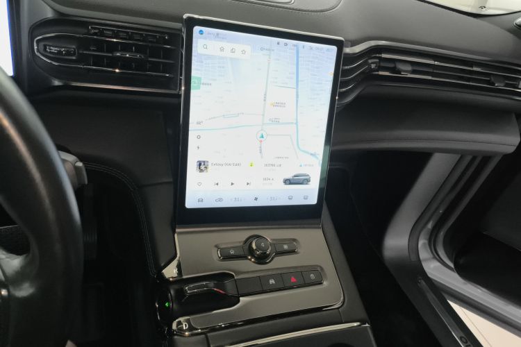 蔚来ES6 2020款 420KM 运动版中控内饰16