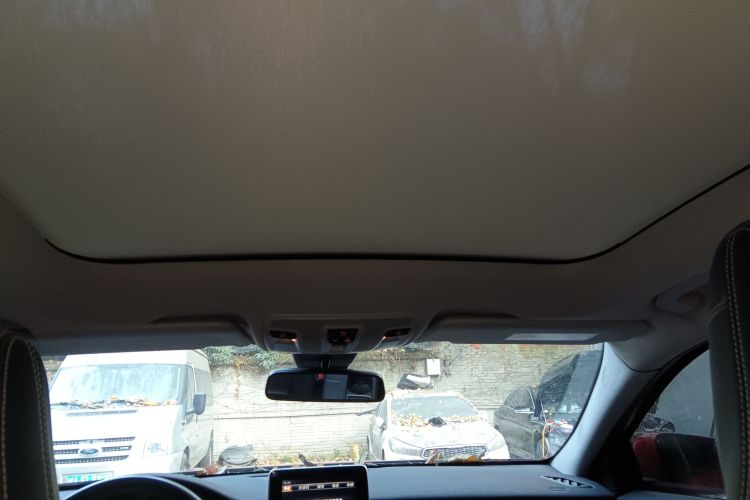 奔驰GLA 2016款 GLA 200 动感型中控内饰22