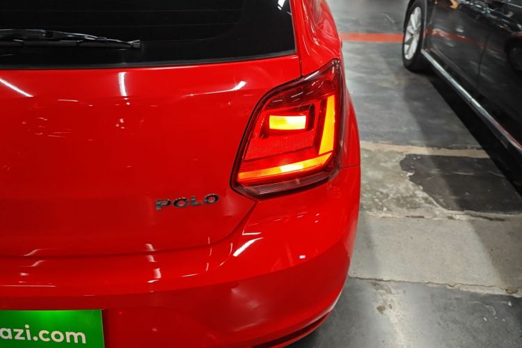 大众 Polo 2016款 1.4L 手动风尚型车身外观9