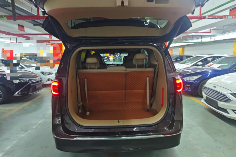 别克GL8 2021款 ES陆尊 653T 旗舰型机舱底盘23