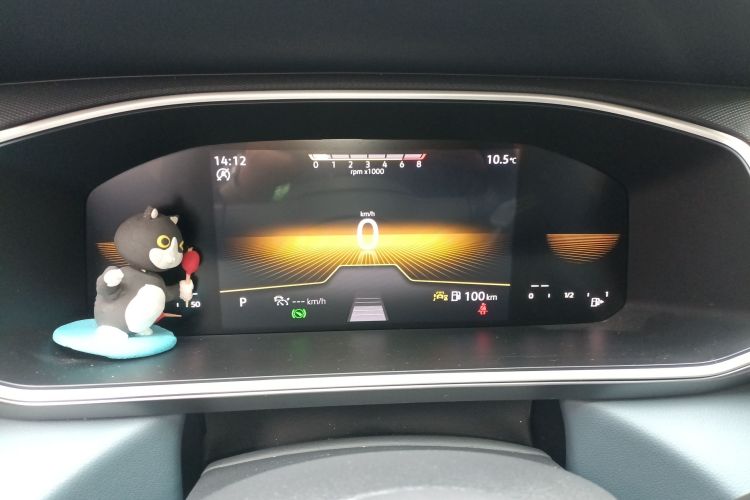 大众 途岳 2023款 300TSI 两驱皎月版中控内饰14