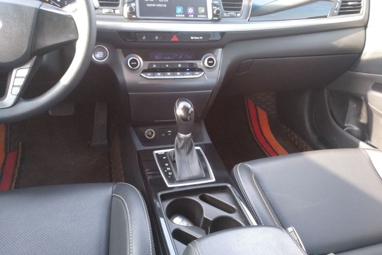 现代 名图 2017款 1.6T 自动智能型GLS 国V中控内饰18