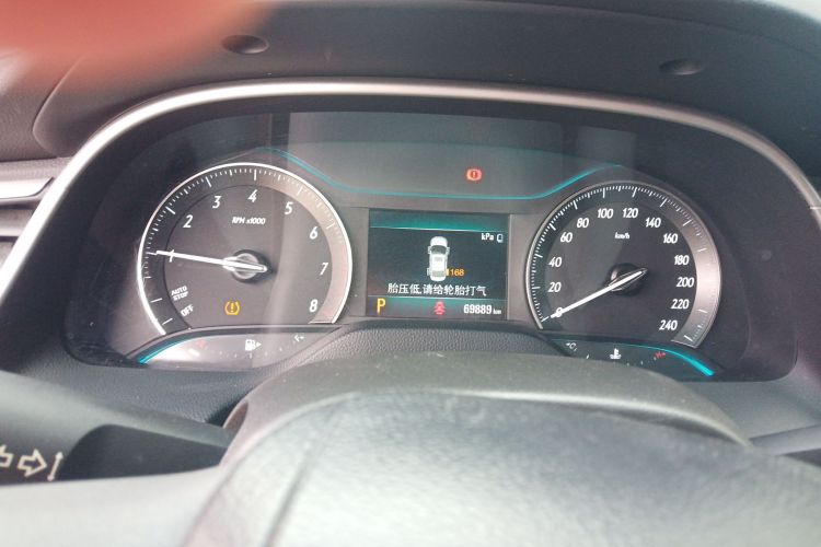别克 英朗 2019款 18T 自动互联精英型 国V中控内饰14