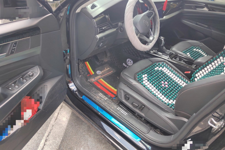 大众 帕萨特 2022款 330TSI 精英版中控内饰7003