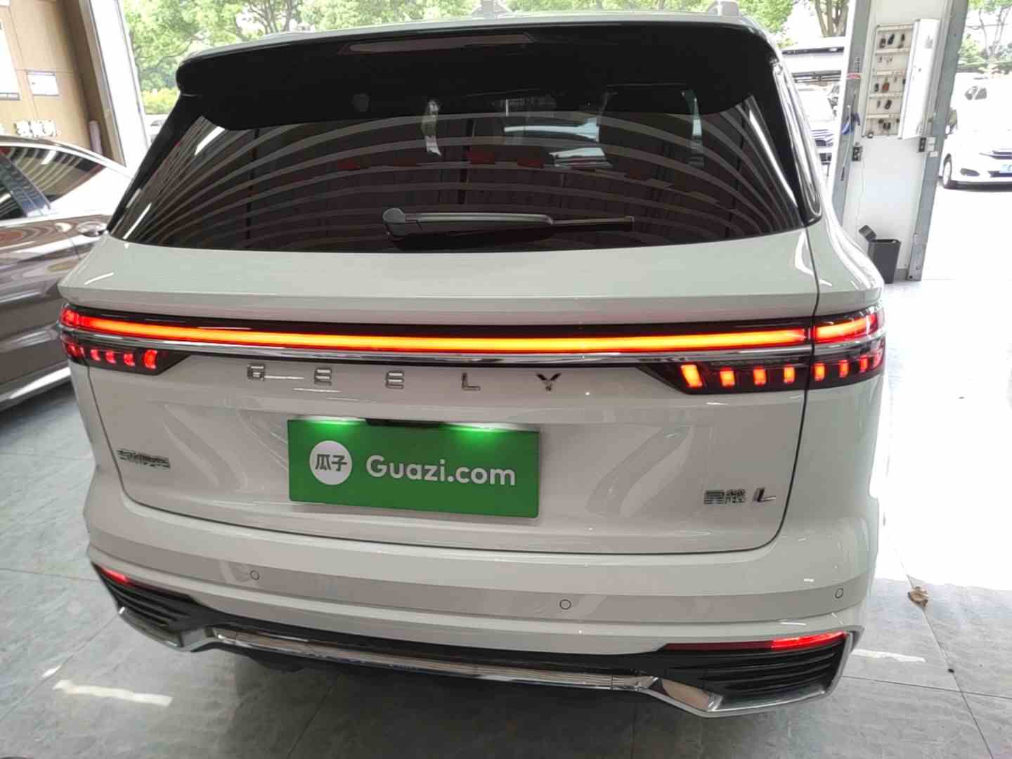 吉利汽车 星越L 2025款 东方曜 2.0TD 自动揽星版(4)