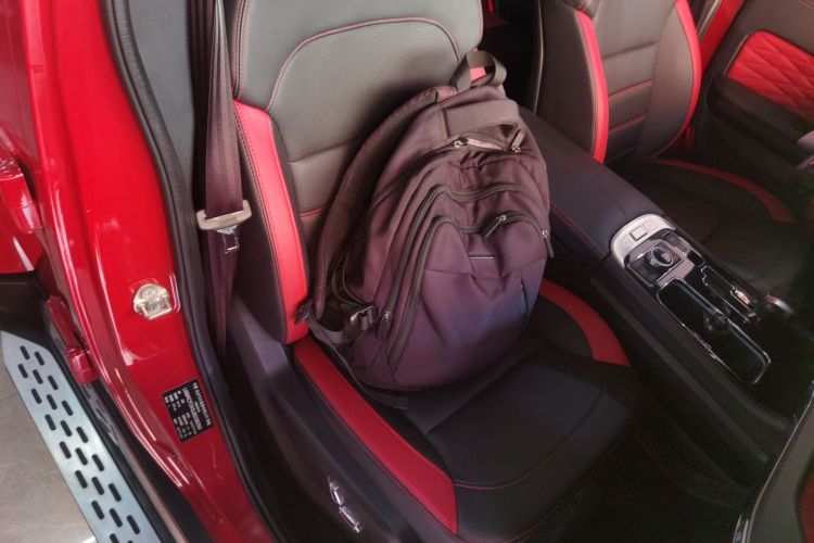 北京BJ40 2018款 PLUS 2.3T 自动四驱旗舰版 国V局部细节41