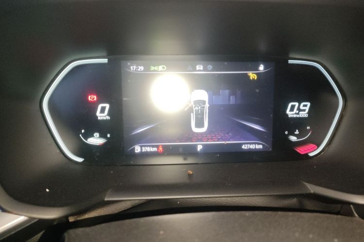 名爵 MG5 2022款 180DVVT CVT青春豪华版中控内饰14