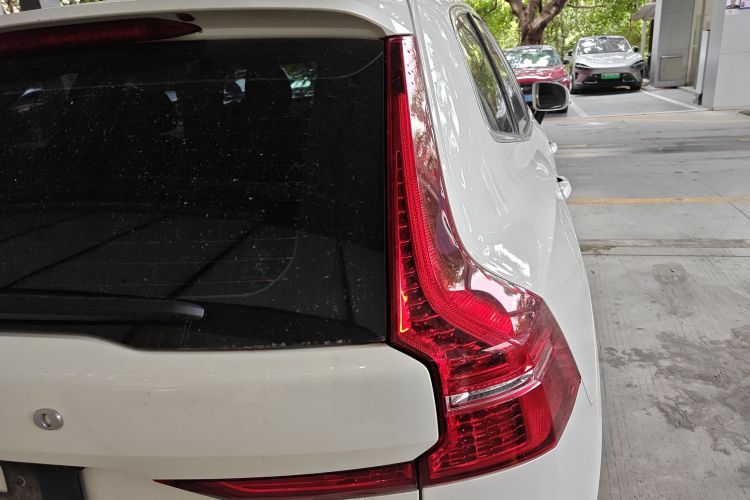 沃尔沃XC60 2021款 T5 四驱智远豪华版车身外观6006