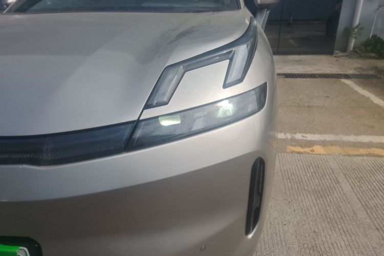 领克08 EM-P 2023款 120km 长续航Halo局部细节36