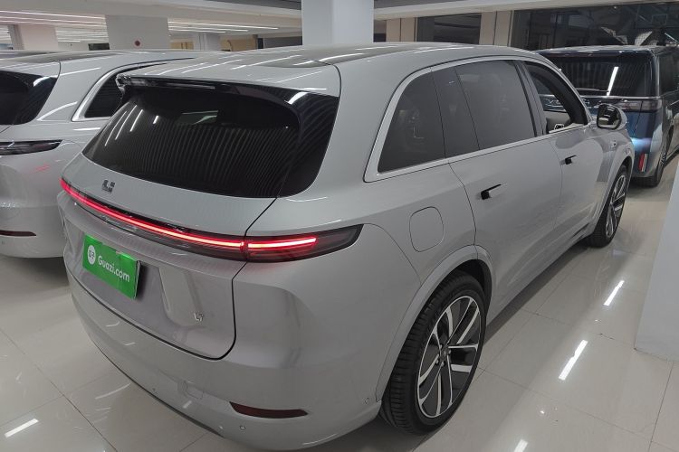 理想汽车 理想L7 2024款 Ultra车身外观7