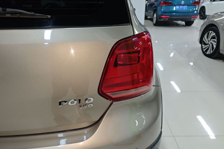 大众 2016款 1.6L Cross Polo 自动车身外观9