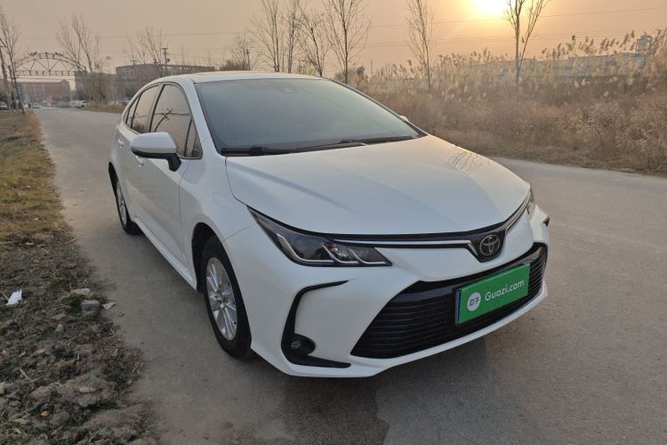 丰田 卡罗拉 2019款 1.2T S-CVT GL-i精英版车身外观3