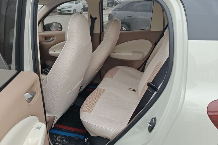 五菱汽车 宏光MINIEV 2025款 四门版 臻享+款中控内饰21