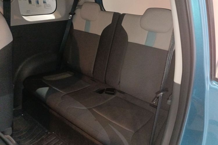 长安启源 长安Lumin 2022款 155km 清甜款中控内饰21