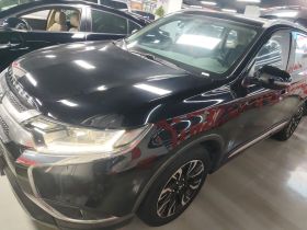 三菱 欧蓝德 2019款 2.0L 两驱畅享版 5座 国VI