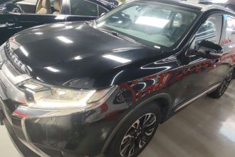 三菱 欧蓝德 2019款 2.0L 两驱畅享版 5座 国VI