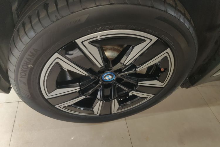 宝马iX3 2021款 改款 领先型车身外观6007