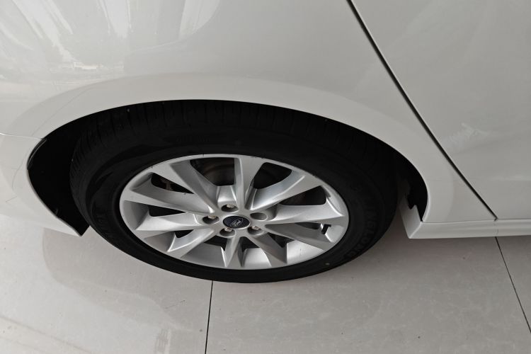 福特 蒙迪欧 2018款 EcoBoost 180 时尚型车身外观6008