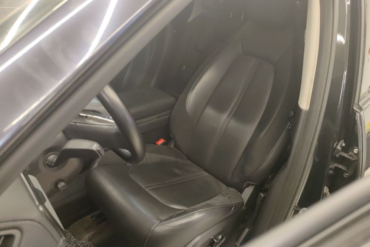 蔚来ES6 2020款 455KM 运动版中控内饰19