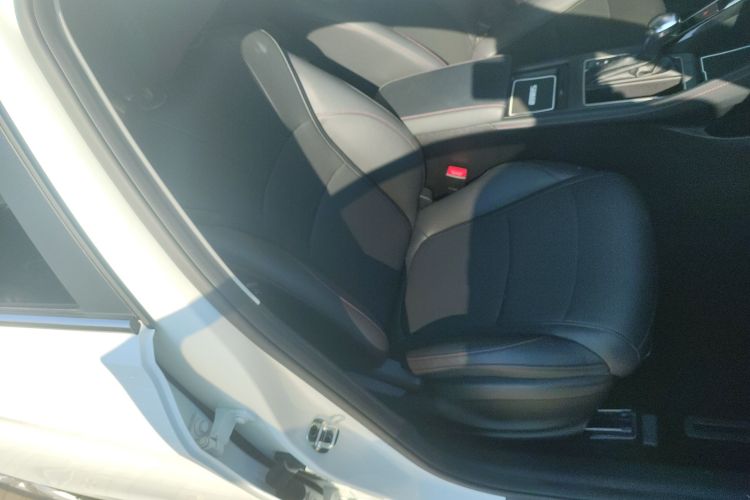 荣威i5 2023款 1.5L CVT豪华版局部细节41