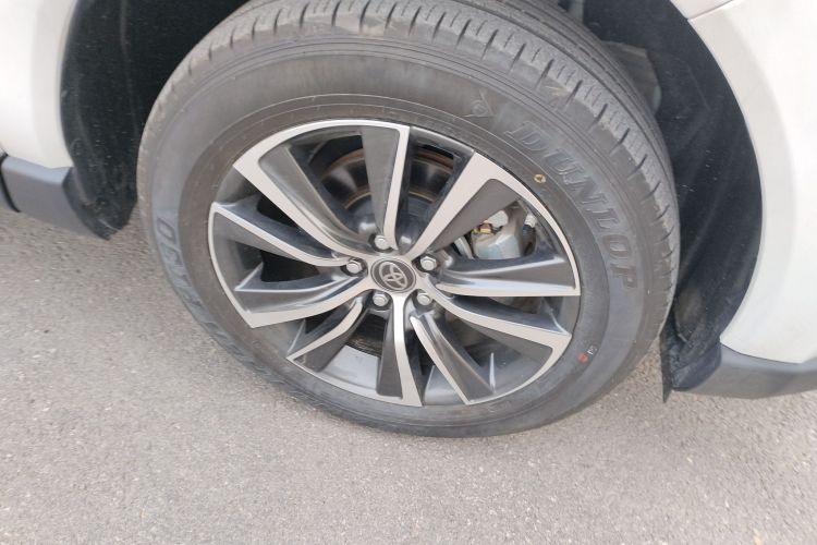 丰田 凌放HARRIER 2024款 2.0L CVT两驱进取版车身外观10