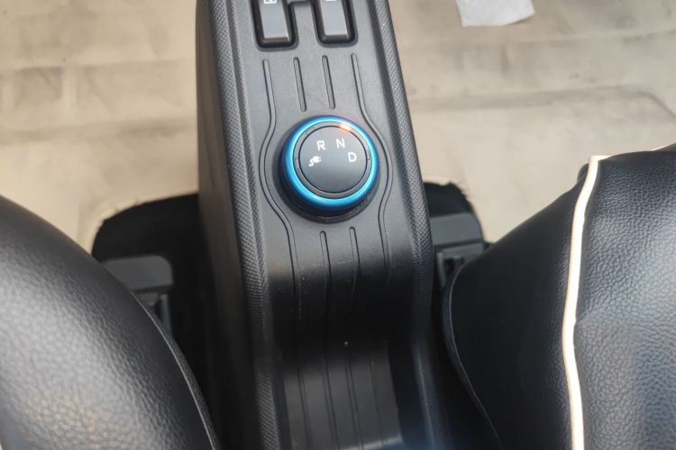 五菱汽车 宏光MINIEV 2020款 悦享款 三元锂中控内饰18