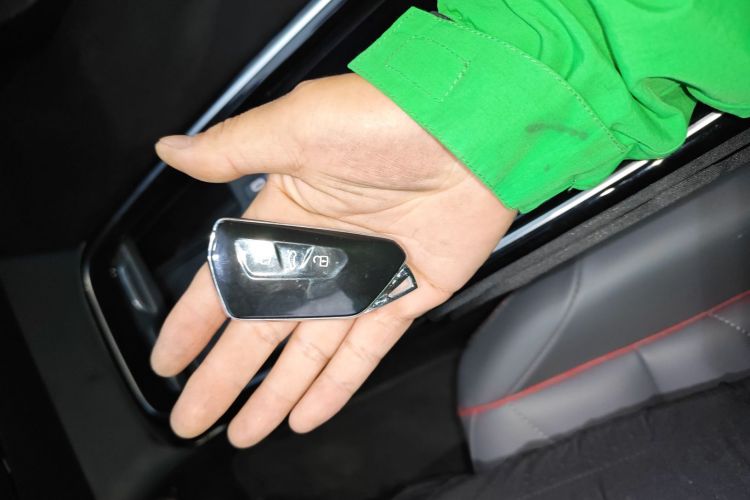 大众 ID.4 X 2023款 升级款 极智长续航版中控内饰11