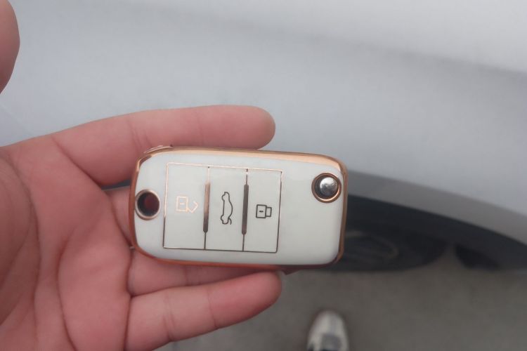 荣威RX5 2016款 20T 两驱自动互联网智享版中控内饰7001