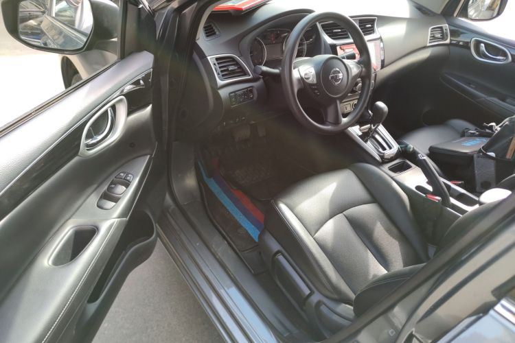 日产 轩逸 2021款 经典 1.6XL CVT豪华版中控内饰20