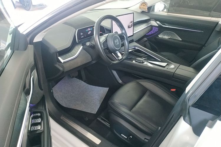 极氪001 2022款 超长续航单电机 WE版中控内饰7003