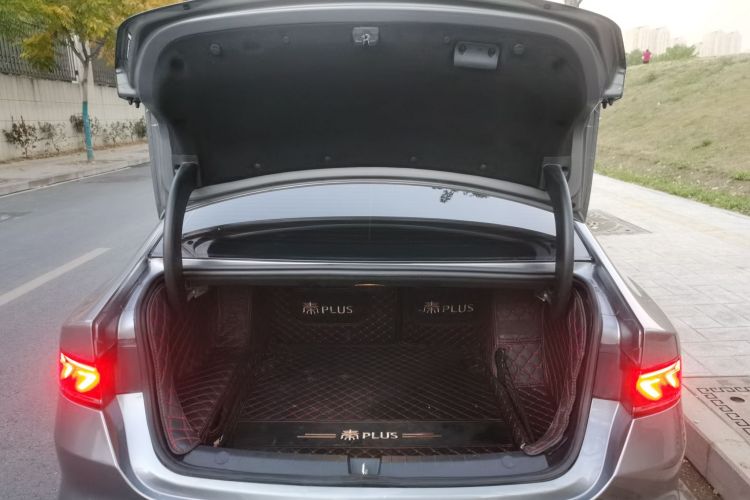 比亚迪 秦PLUS 2021款 DM-i 55KM 旗舰型局部细节23