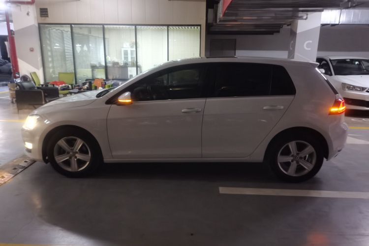 大众 高尔夫 2014款 1.4TSI 自动舒适型车身外观4