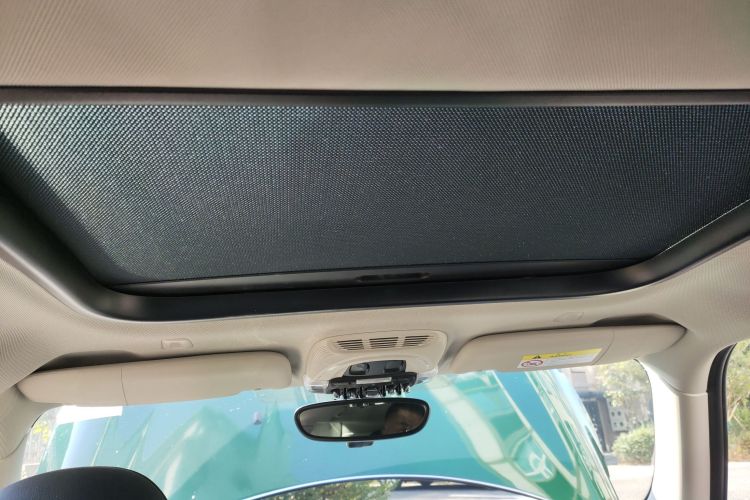 MINI 2020款 1.5T COOPER 艺术家中控内饰22